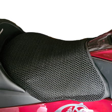 Load image into Gallery viewer, Cool Dry Covers installed on a Can Am Spyder rider-only seat 2020 model.
